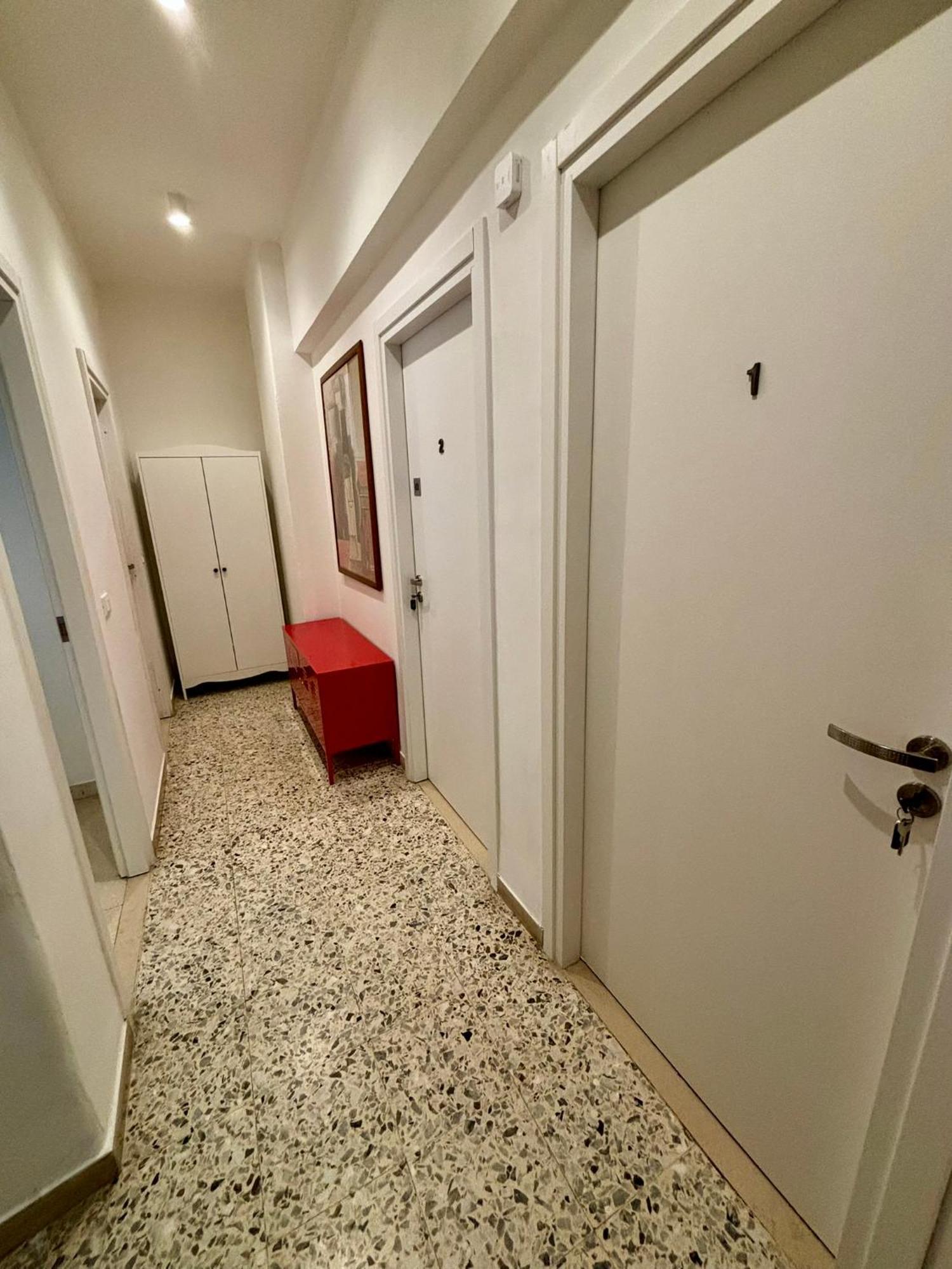 Mama Rooms And Apartment โรม ภายนอก รูปภาพ