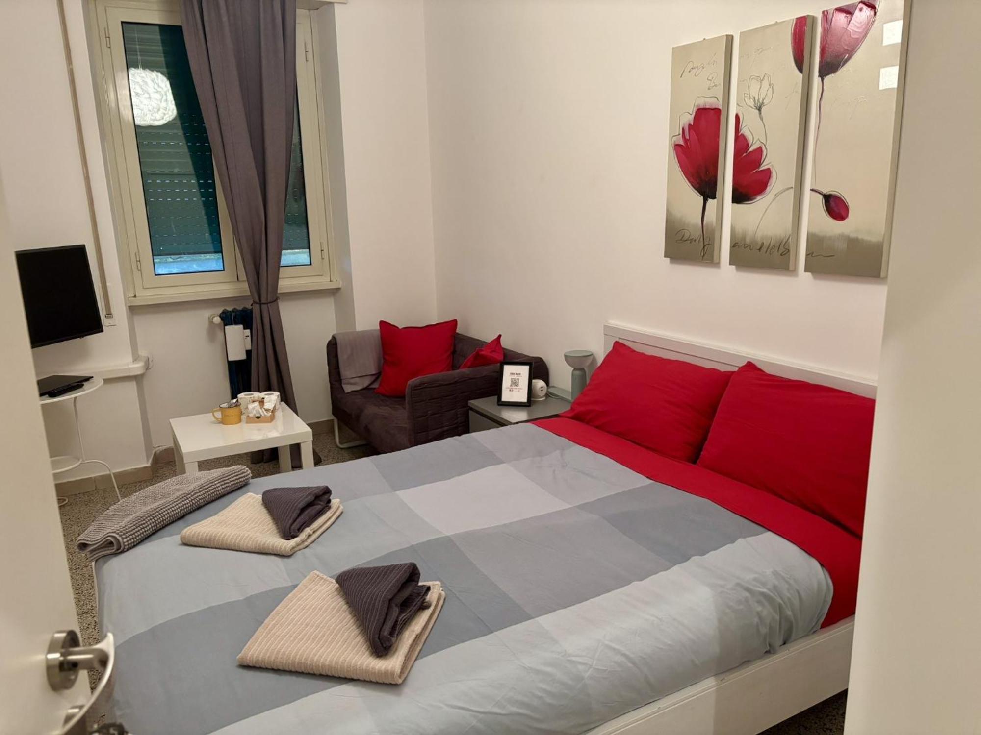 Mama Rooms And Apartment โรม ภายนอก รูปภาพ
